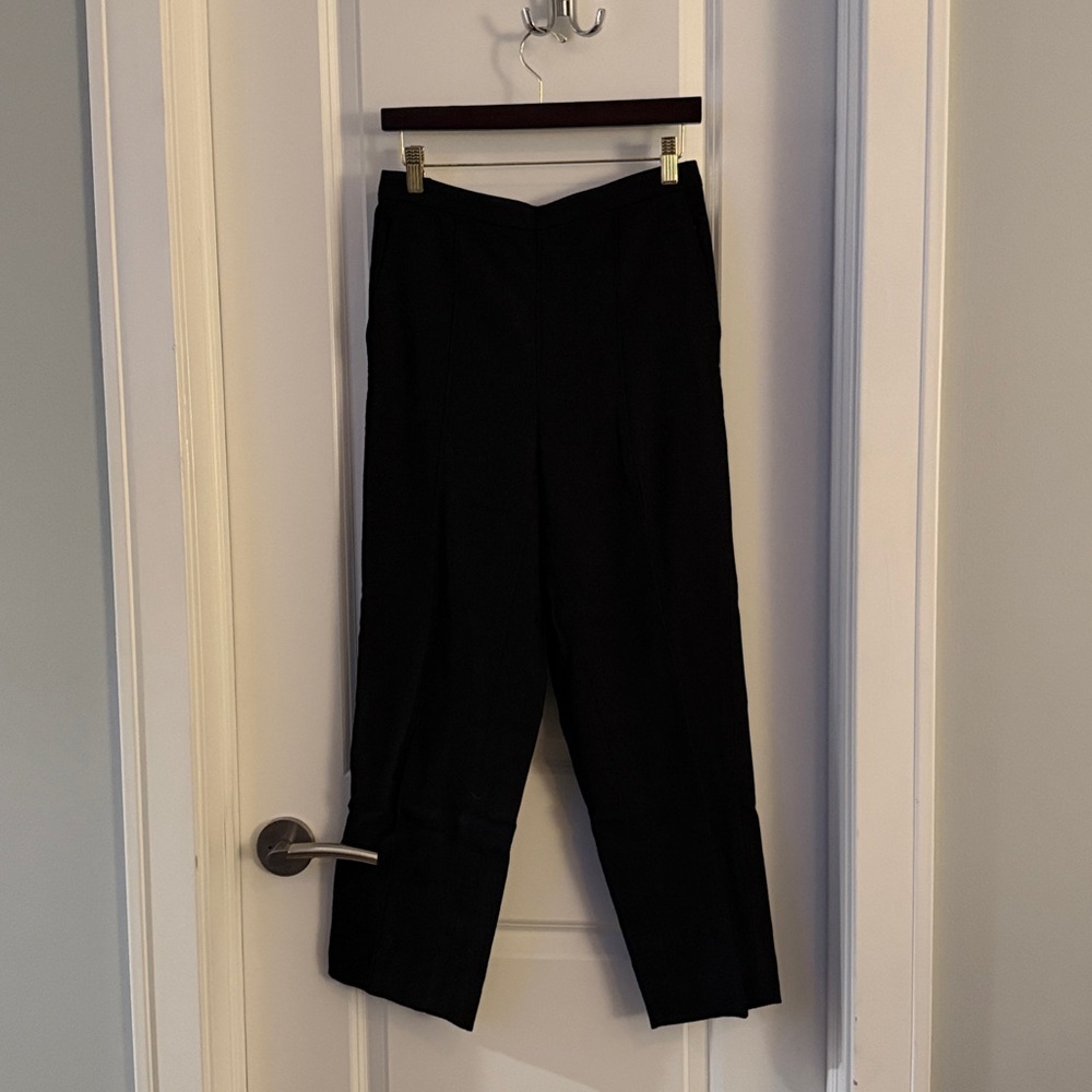 EUC - Vince Italian Wool Pull-On Pant - Black